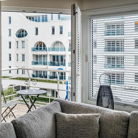 - Maja - Peaceful Luxurious Appt Near The In Koksijde