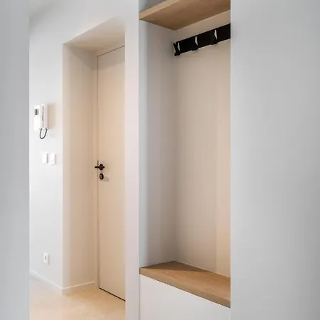 - Maja - Peaceful Luxurious Appt Near The In Appartement *